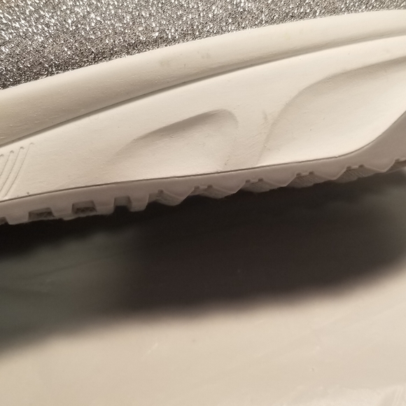 Silver glitter sneakers - Picture 3 of 8